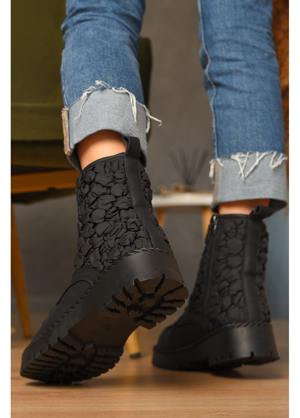 Черевики жіночі зимові чорного кольору Let's Shop (366546106)