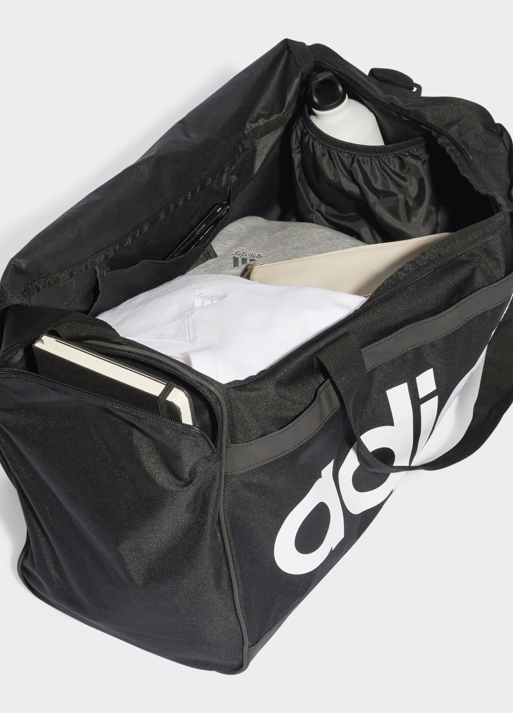 Сумка Essentials Linear Duffel Bag Medium adidas (289060018)