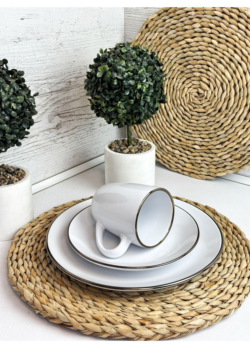 Чашка Gasto 360 мл Golden rim white IN0036GAS Intrendo (366153338)