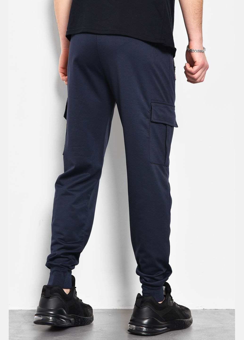Спортивні штани чоловічі темно-синього кольору Let's Shop (278761163)