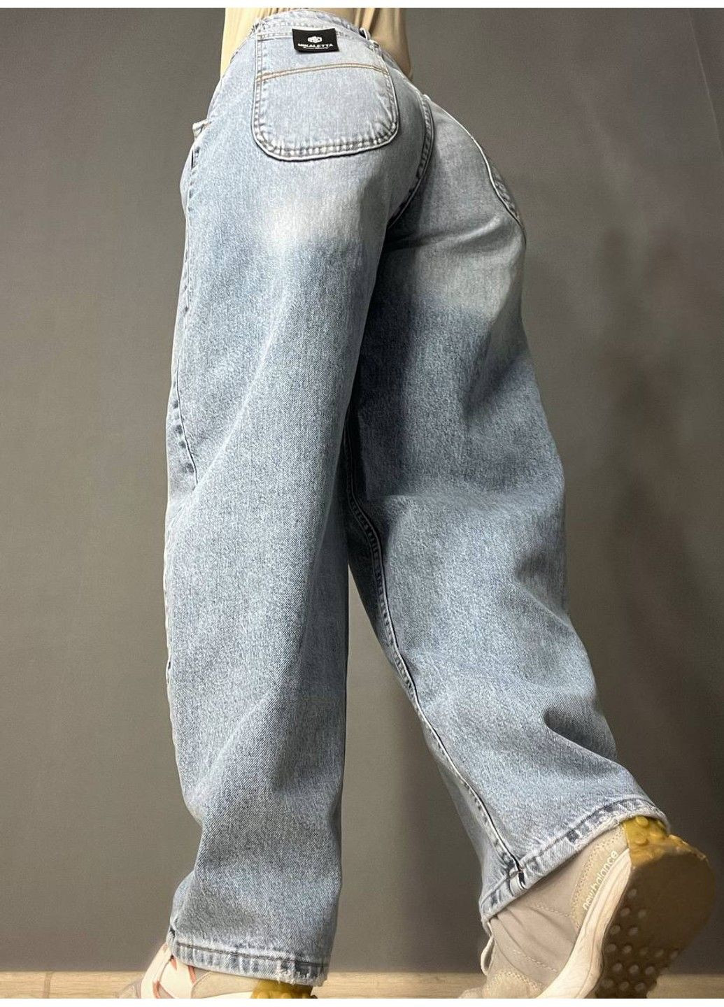 Джинси жіночі Mikaletta 9505 SKATER BALON jeans широкий крій банани косі кишені блакитні No Brand - (323886748)