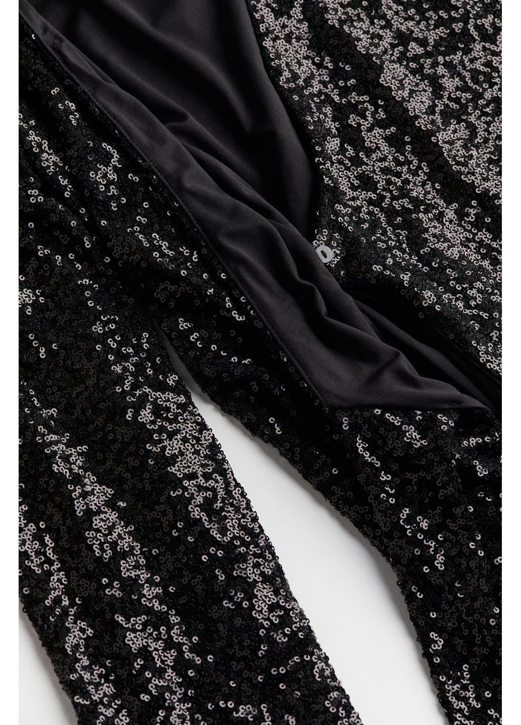 Черное коктейльное платье H&M однотонное