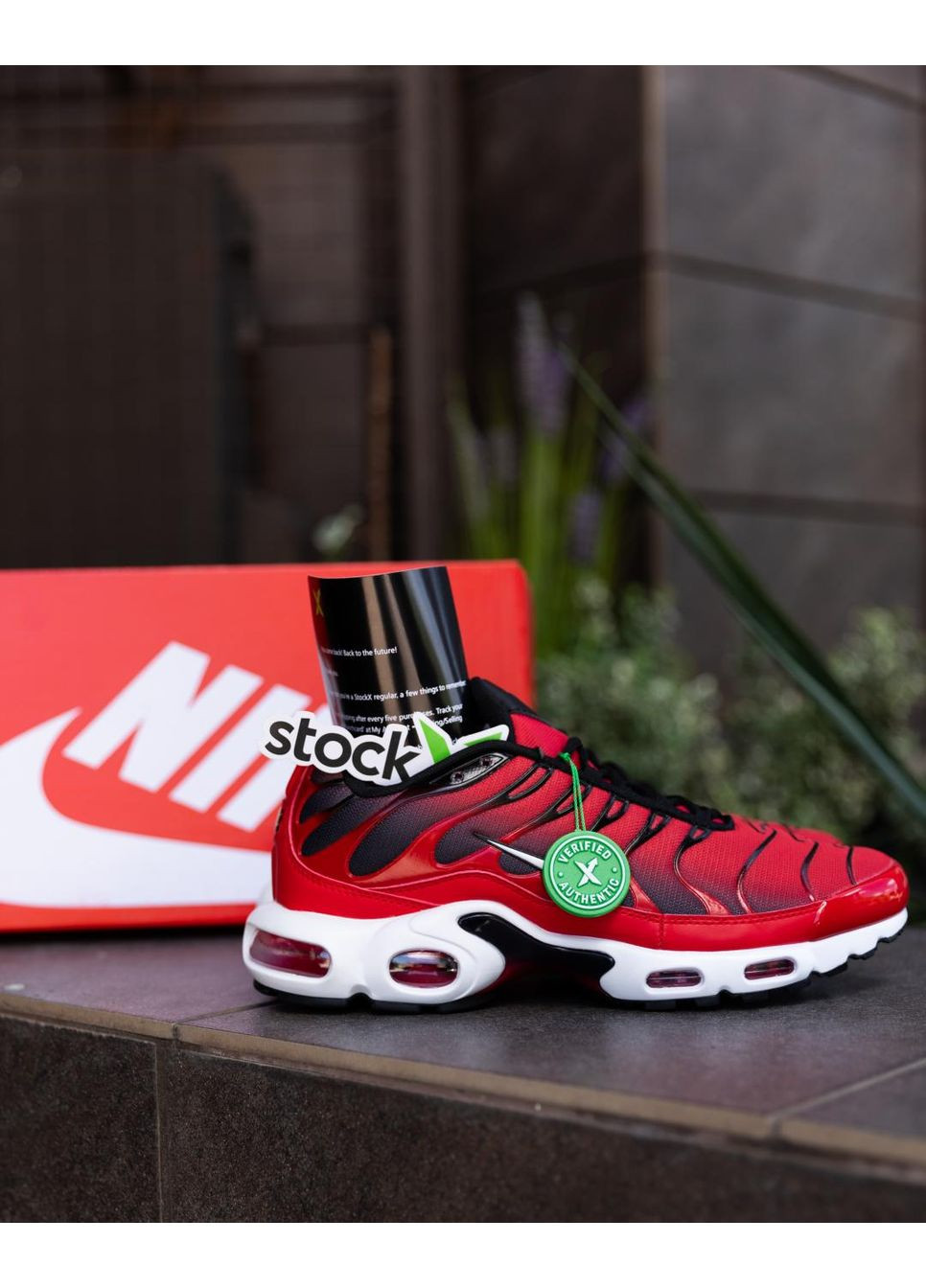 КРОССОВКИ ЖЕНСКИЕ NIKE AIR MAX PLUS TN RED WHITE BLACK НАЙК АИР МАКС ТН ПЛЮС No Brand чёрные демисезоны (367174534)