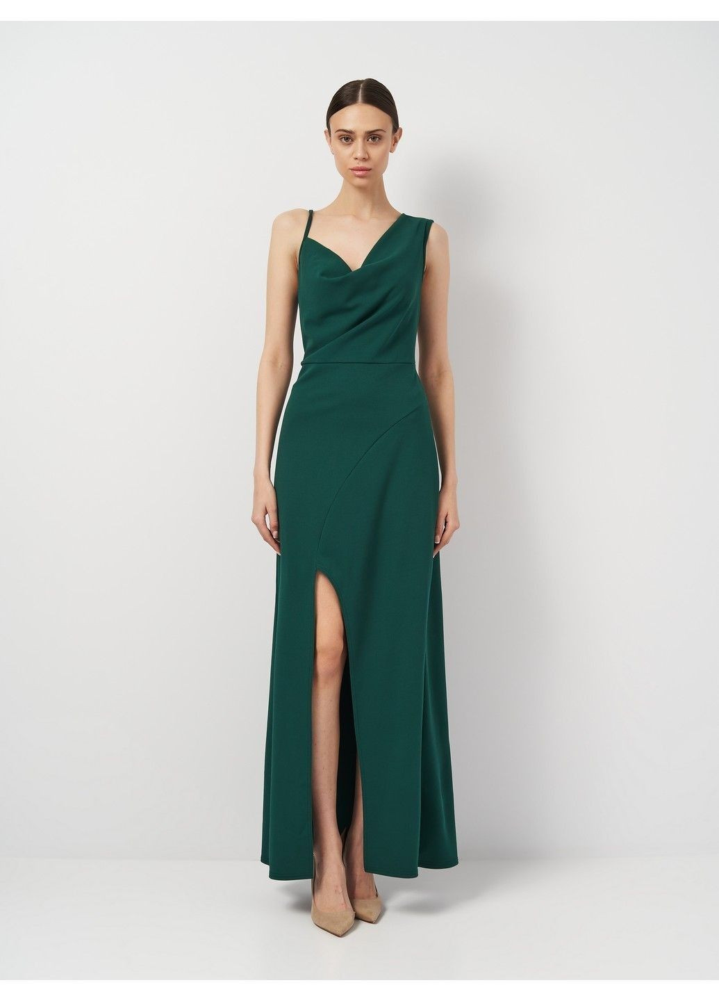 Темно-зеленое кэжуал платье PrettyLittleThing однотонное