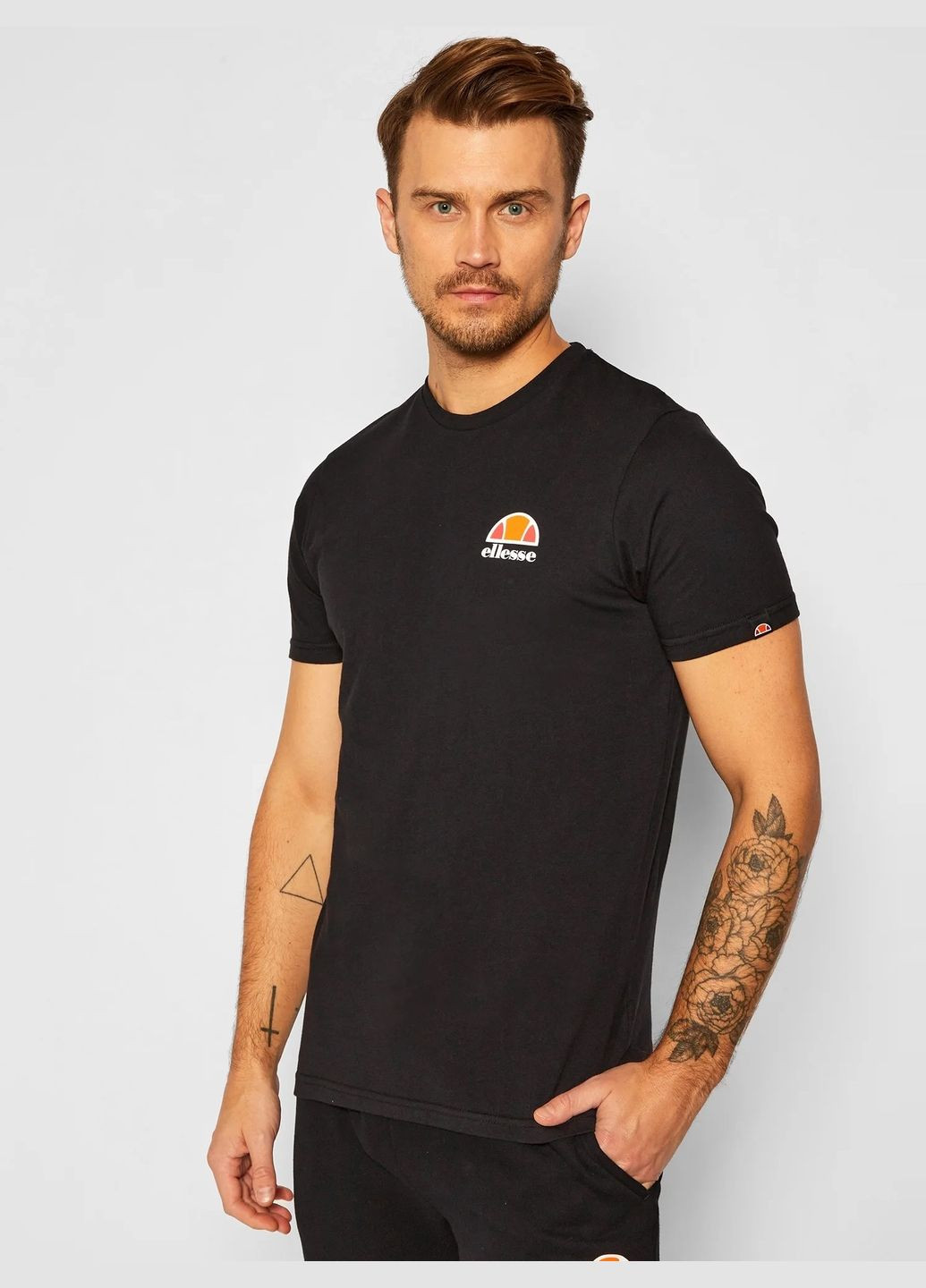 Черная футболка Ellesse