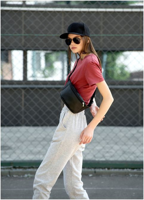 Жіноча сумка бананка на пояс з екошкіри Чорна (817031512) Sambag (361244731)