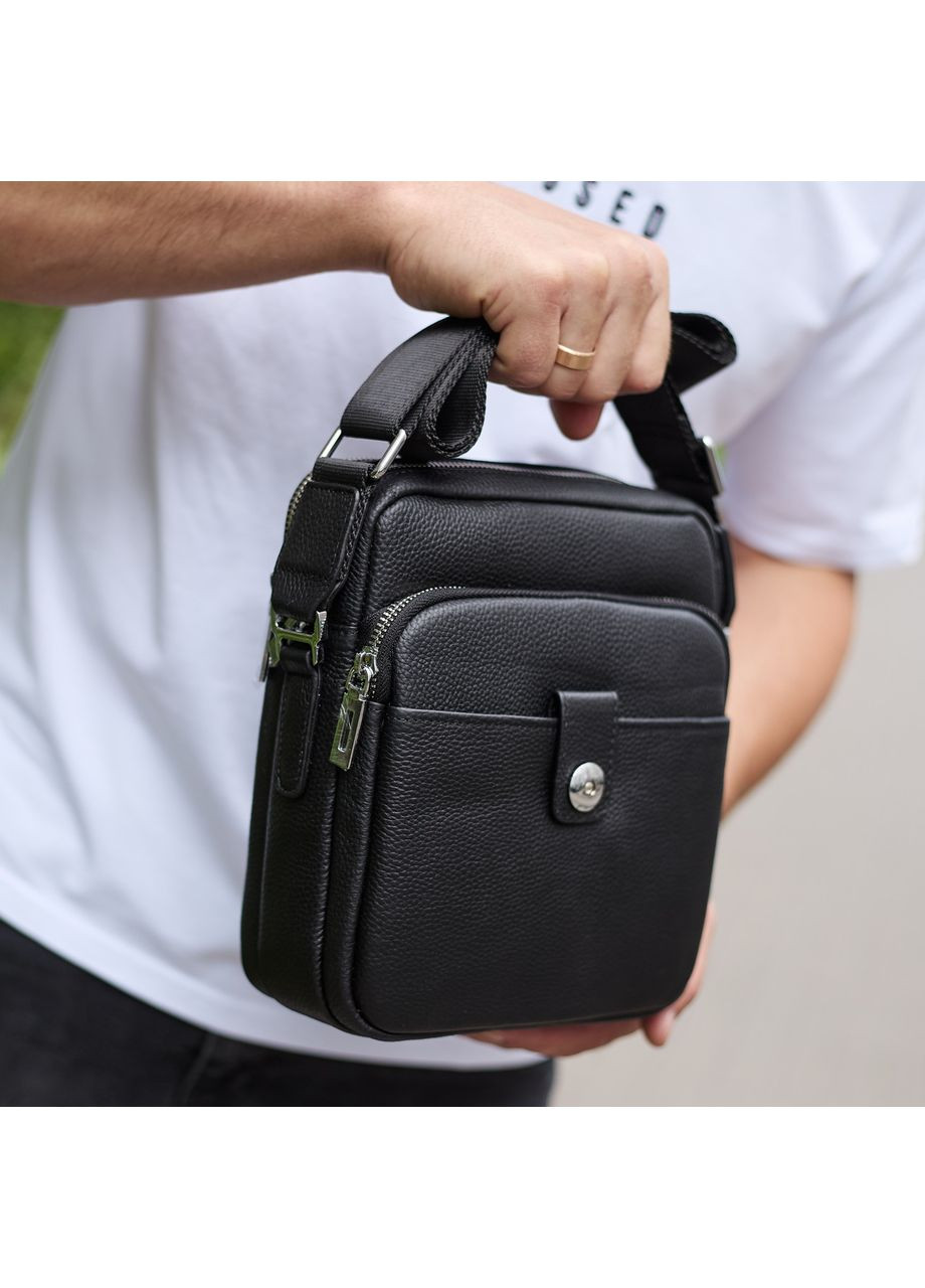 Чоловіча шкіряна універсальна сумка 24х20х8, барсетка зі шкіри, сумочка для чоловіків з регулюванням ручки, чорна No Brand (359380796)