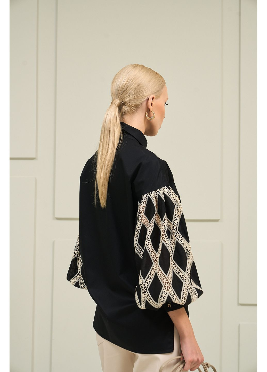 Чёрная черная блуза с изысканным рукавом - ua54 / eu48 Iren Klairie