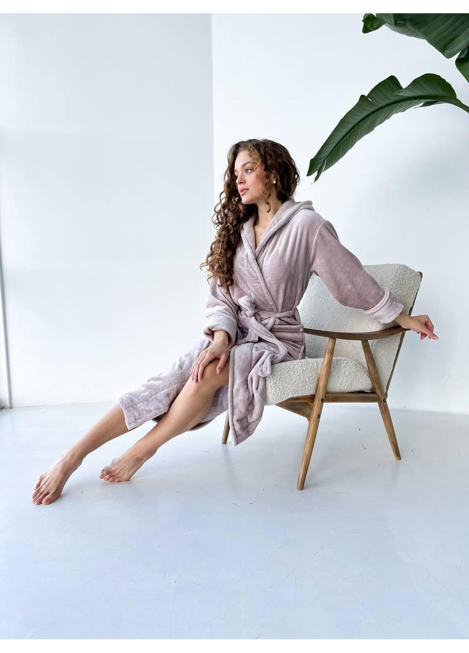 Махровый халат женский чудесный с капюшоном / Теплый женский халат чудесного цвета средней длины с карманами No Brand (366571587)