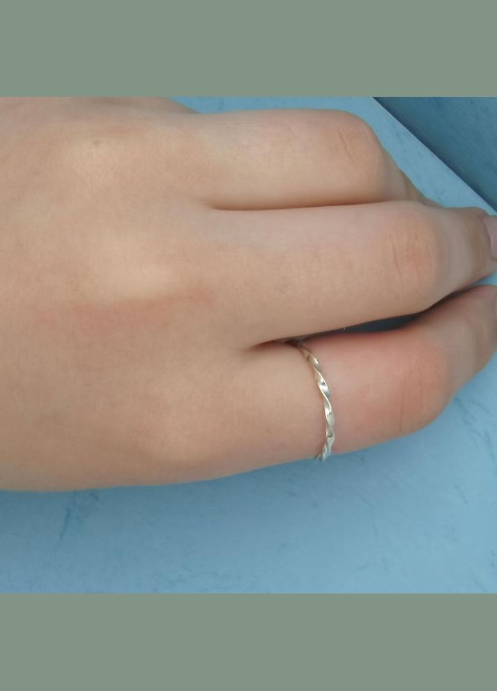 Срібна каблучка тонка "Витий обідок" 18 No Brand (350667137)