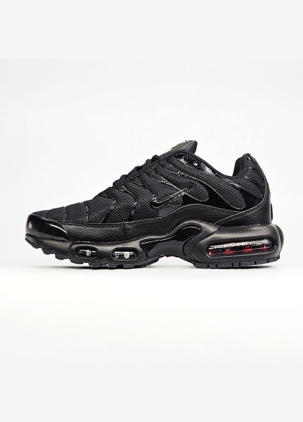 Черные демисезонные кроссовки мужские и женские Nike air max Tn plus black | Найк аір макс Тн плюс