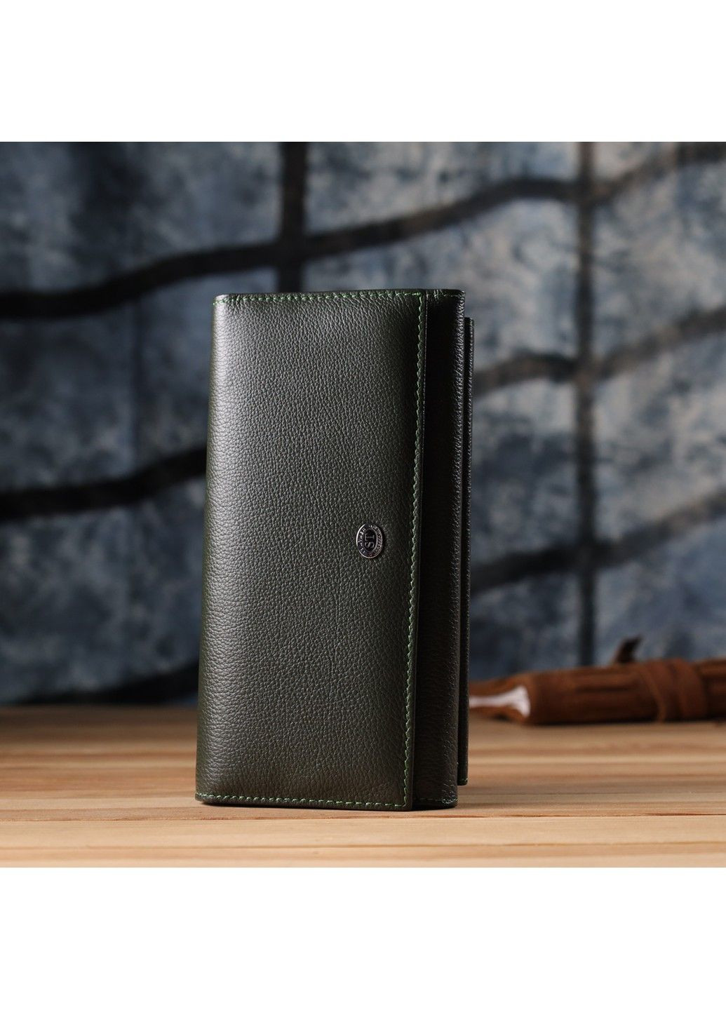 Горизонтальный кошелек с карманом для телефона из натуральной кожи 23068 Зеленый st leather (330642747)