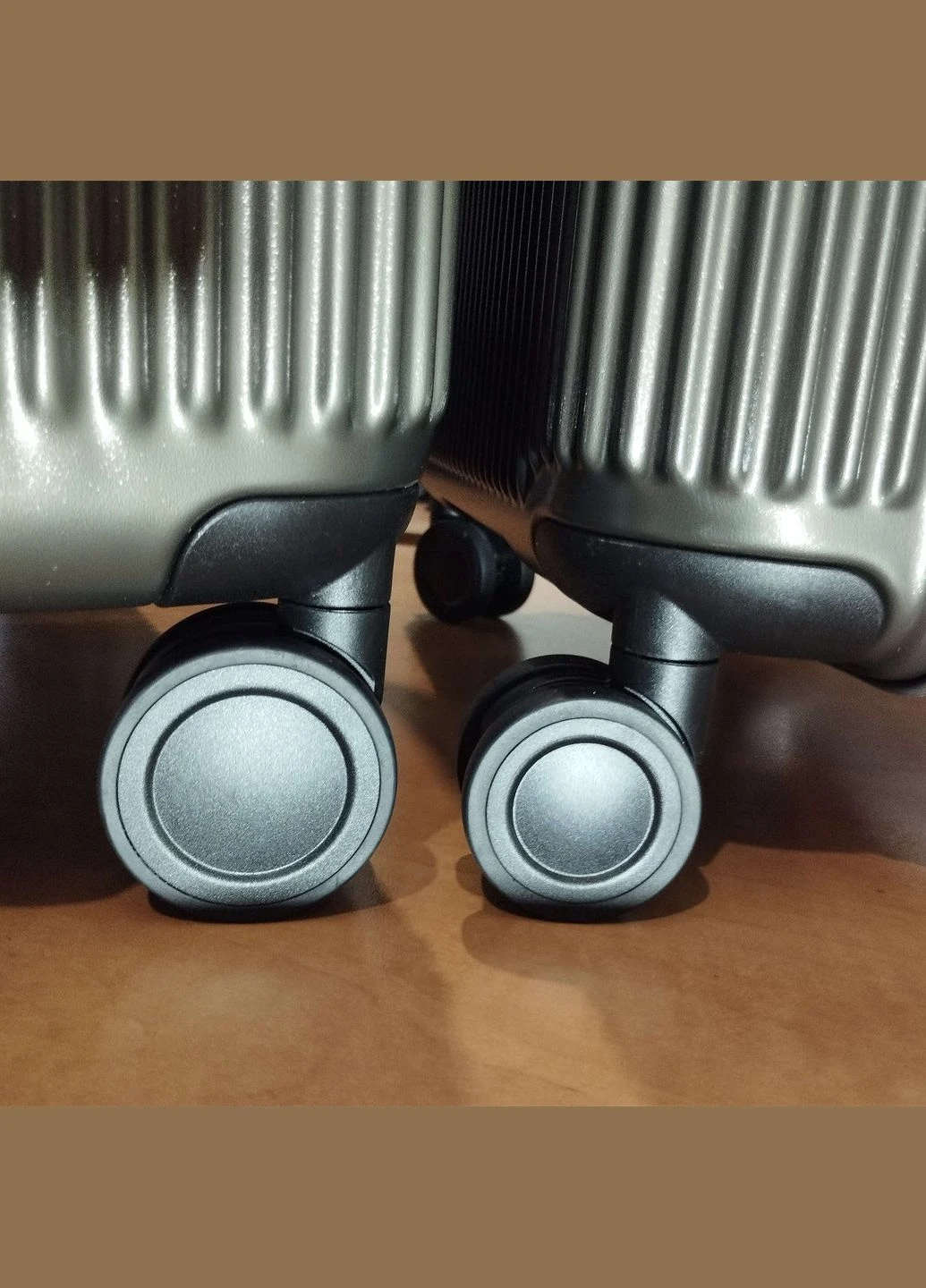 Валіза Hazel (M) Charcoal (SWB_LHHAZ174M) Swissbrand (315937569)
