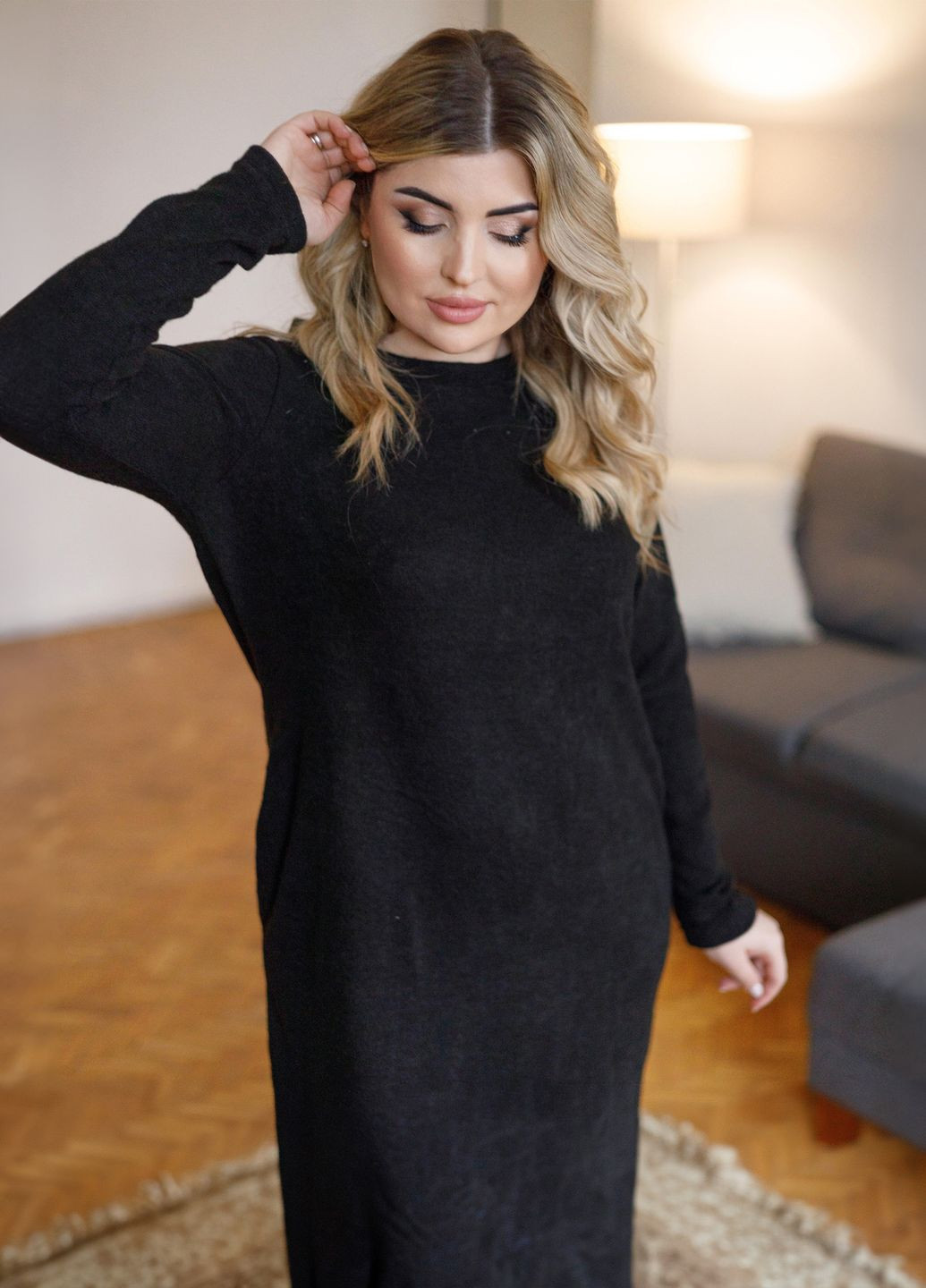 Черное повседневный, кэжуал платье макси длины демисезонное из ангоры с длинными рукавами оверсайз, платье-свитер No Brand однотонное