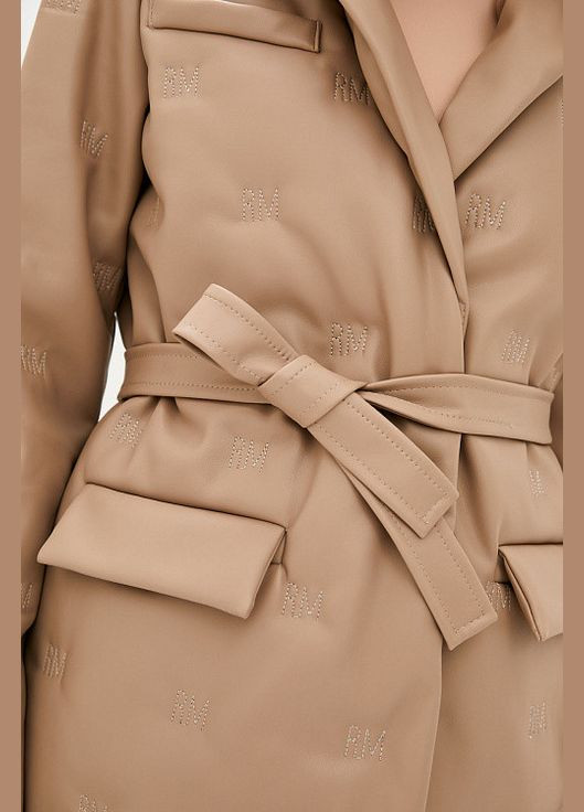 Бежевая демисезонная куртка-пиджак женская трендовая из экокожи бежевая mkrm3022-1 Modna KAZKA