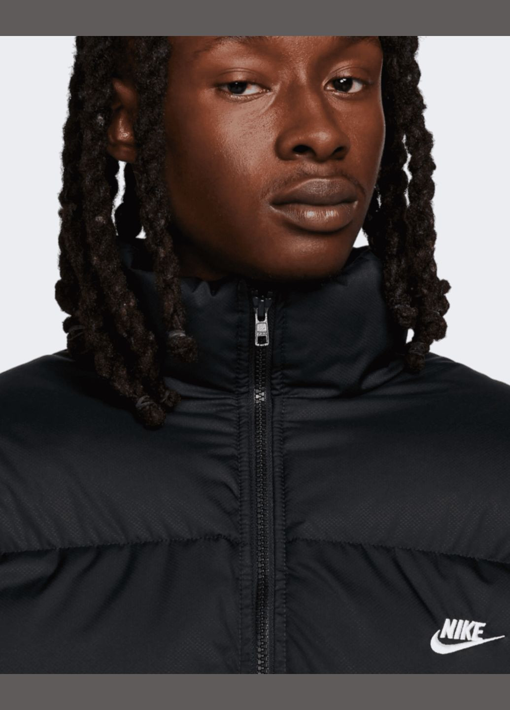 Черная демисезонная куртка мужская sportswear club puffer fb7368-010 primaloft черная зима Nike