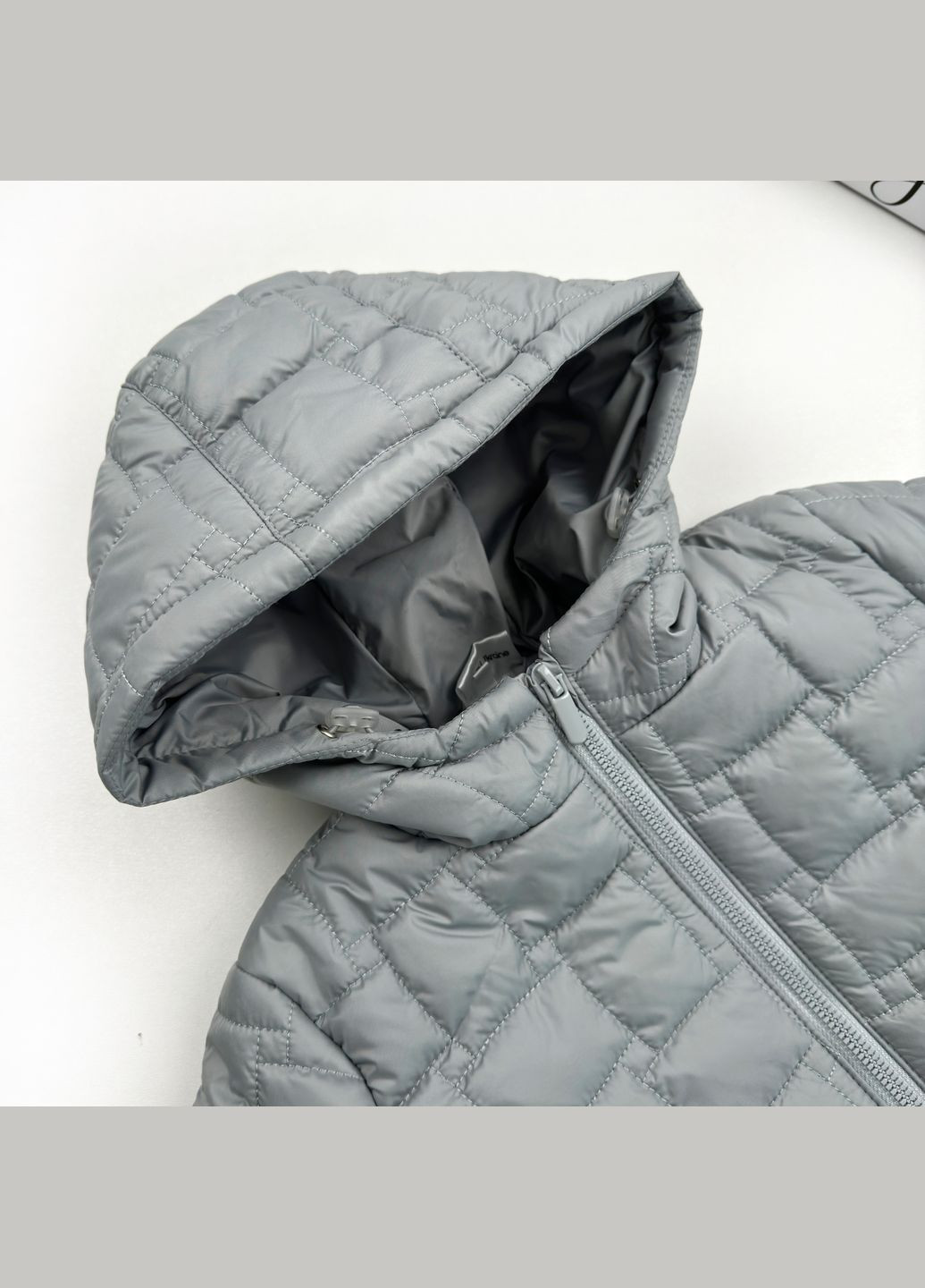 Сіра демісезонна куртка Marakas