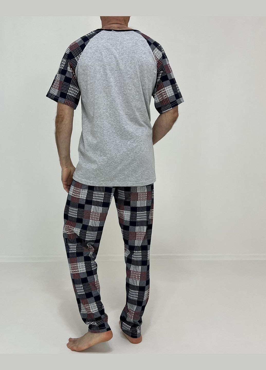 Пижама мужская Mark футболка + штаны в клетку 58-60 Серая 56937596-3 Triko (276708876)