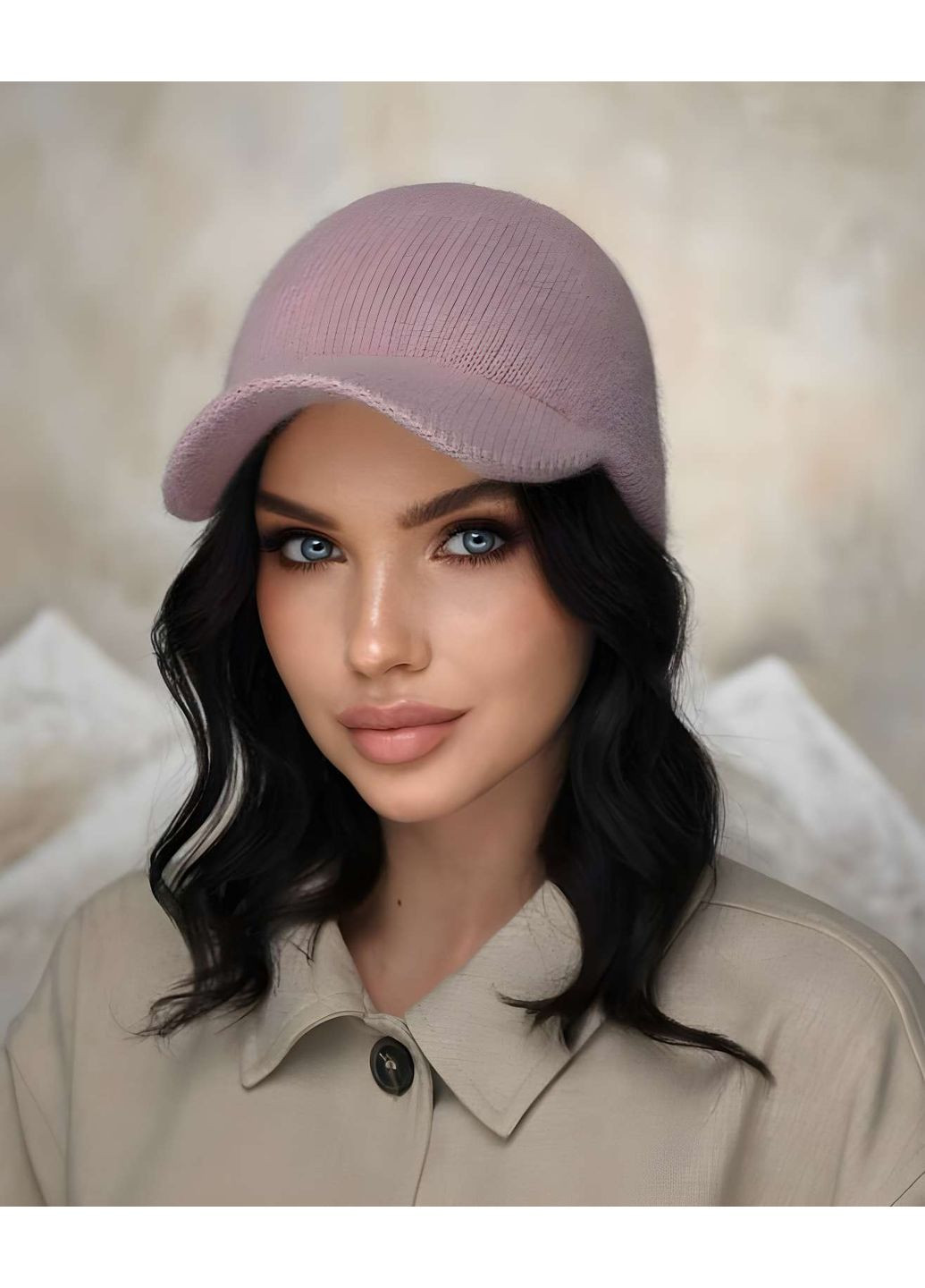 Тепла в'язана зимова кепка бейсболка унісекс жіноча дівчача бежева Україна (361946355)