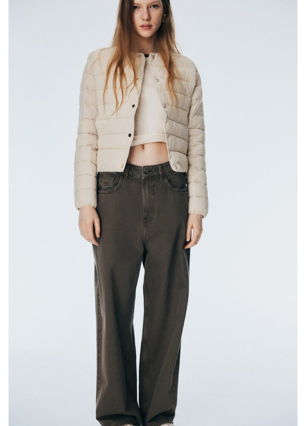 Светло-бежевая демисезонная женская стеганная куртка без воротника н&м (58522) м светло-бежевая H&M