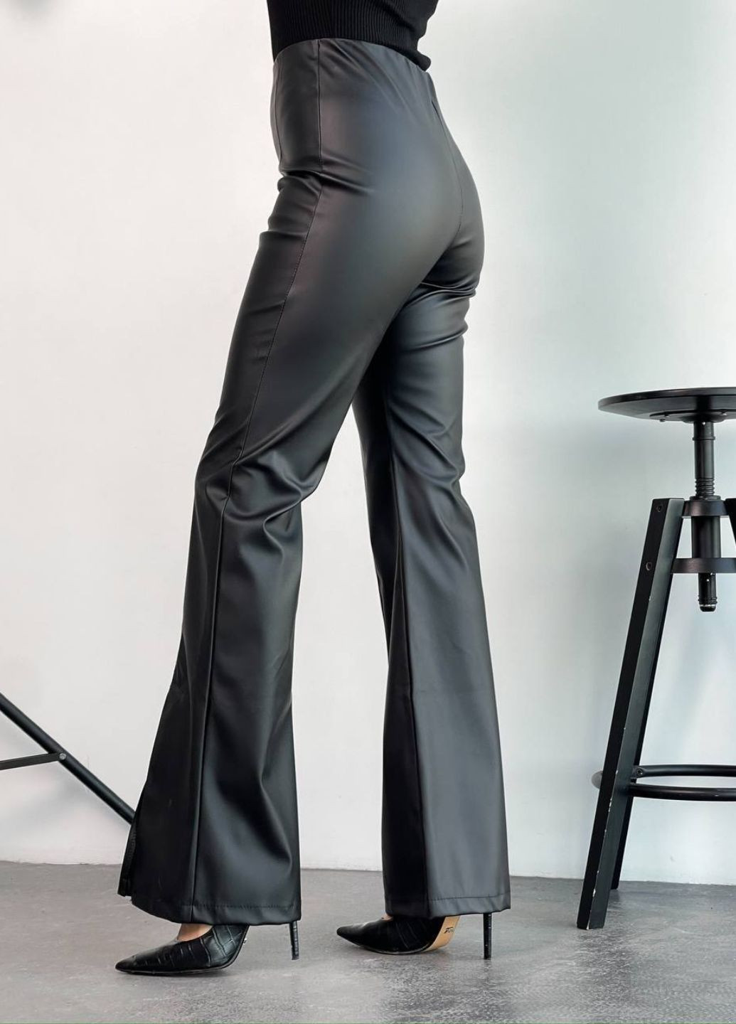 Лосины из матовой эко кожи на резинке. Allthings (322670012)