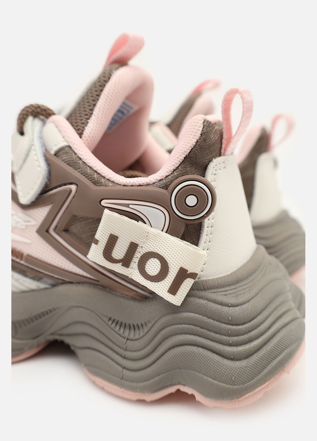 Коричневі осінні кросівки для дівчинки, на пласкій підошві колір коричневий cb-00273845 Kimboo