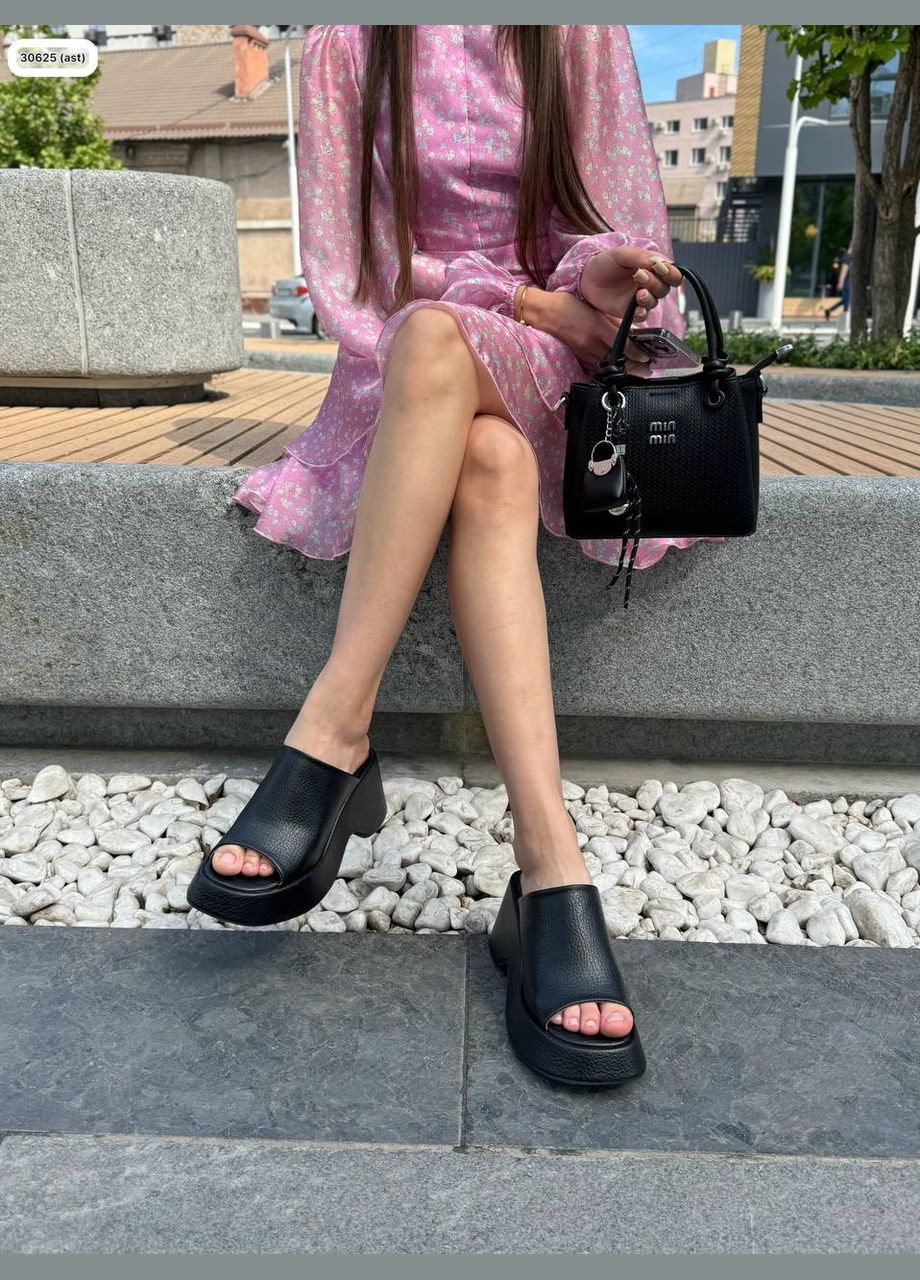 Жіночі стильні сабо шльопанці з натуральної шкіри чорний колір No Brand (335053217)