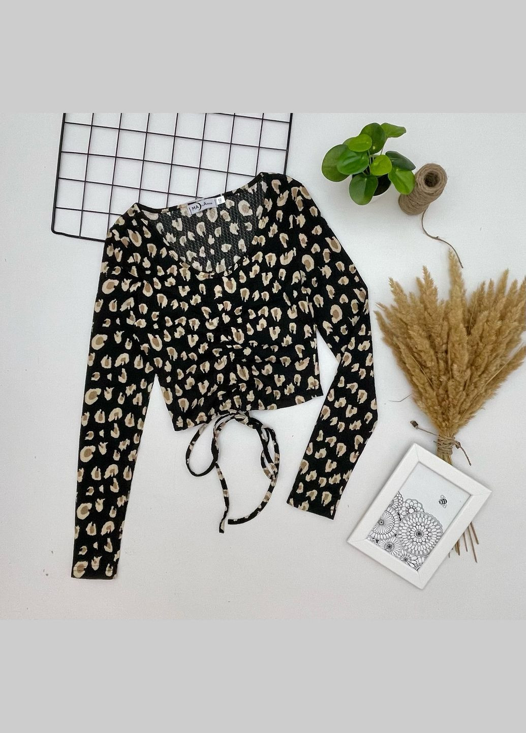 Коричневая с абстрактным узором блузка Україна демисезонная