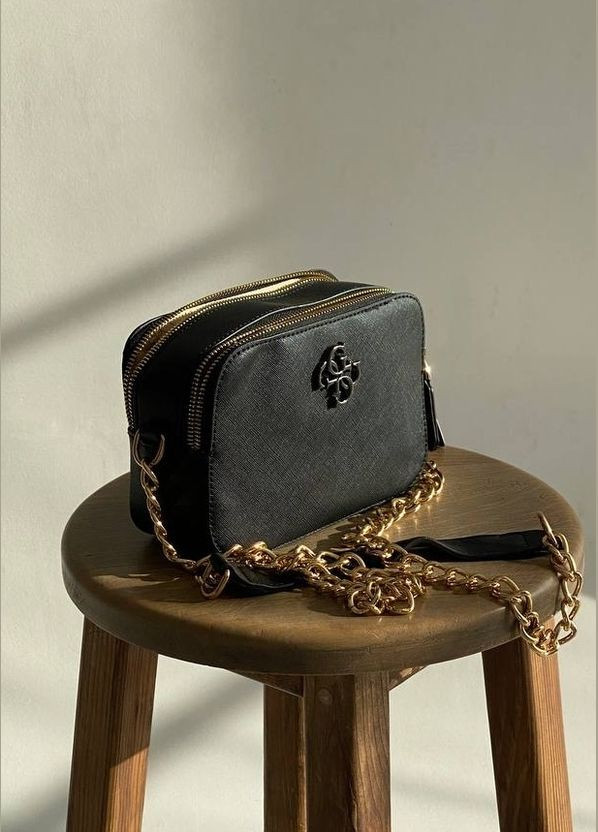 Жіноча прямокутна сумка крос-боді на ланцюжку GUESS чорна No Brand (292577604)