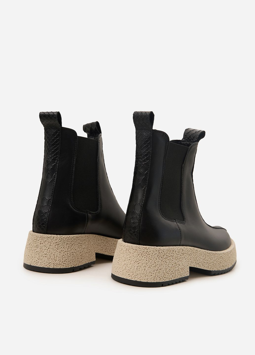 Осенние ботинки челси ISSA PLUS