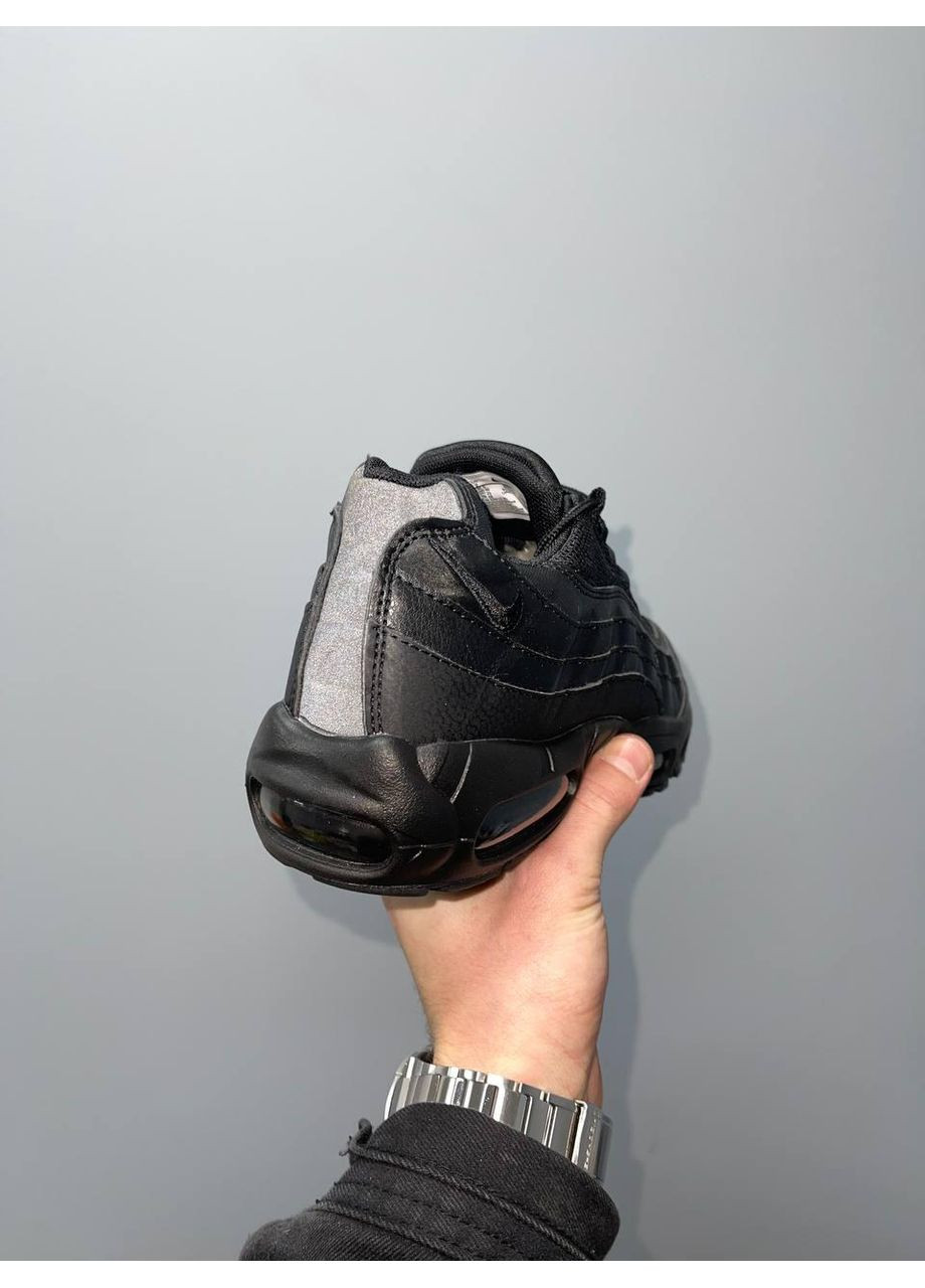 Черные демисезонные кроссовки мужские nike air max 95 full black найк аир макс 95 No Brand