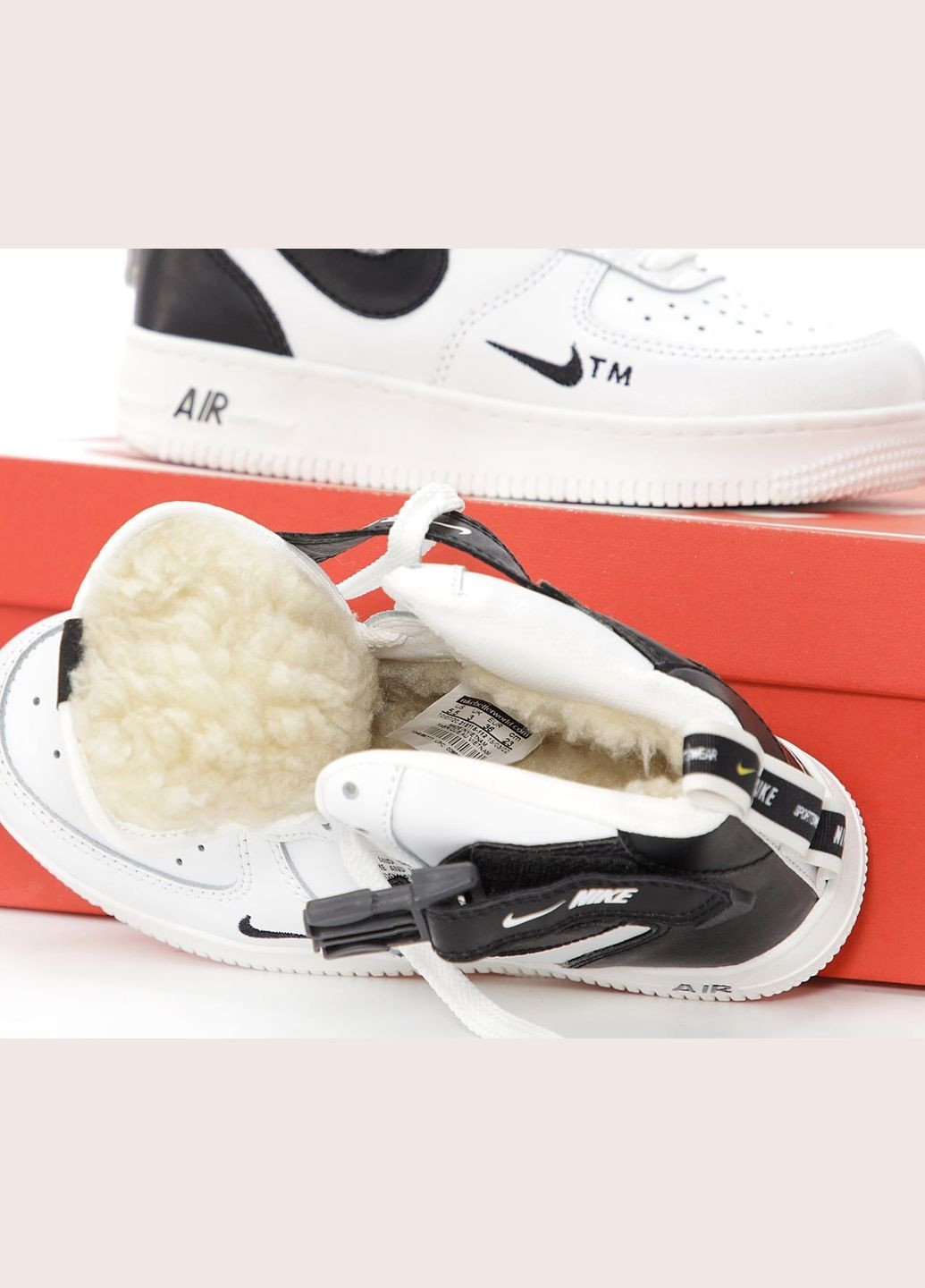 Білі Зимовий кросівки зимові чоловічі і жіночі nike air force 1 utiliti winter white black fur | найк аір форс 1 високі білі чорні з хутром No Brand