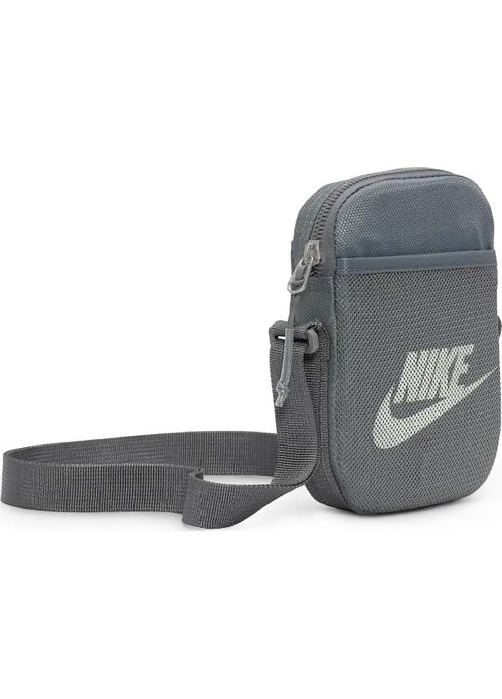 Сумка кросс-боди NK HERITAGE S CROSSBODY 1L серый Уни 18x13x3 см Nike (367585388)