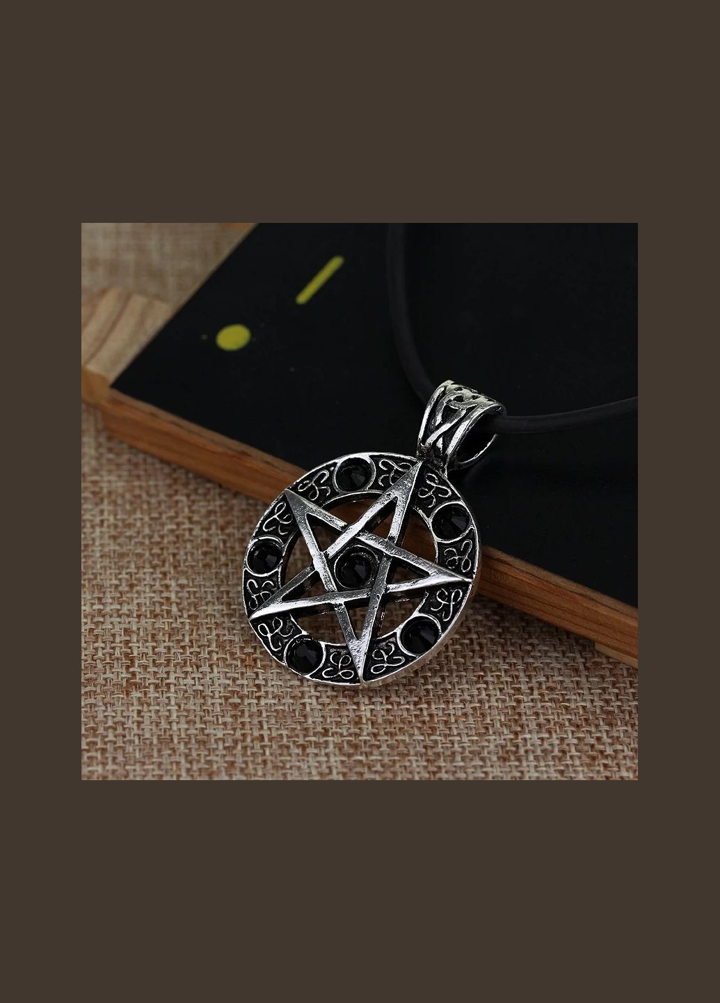 Подвеска кулон Пентаграмма амулет сверхъестественный талисман с черными кристаллами No Brand (338436393)