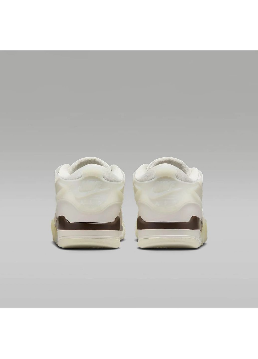 Бежевые кроссовки мужские 4 rm beige Air Jordan