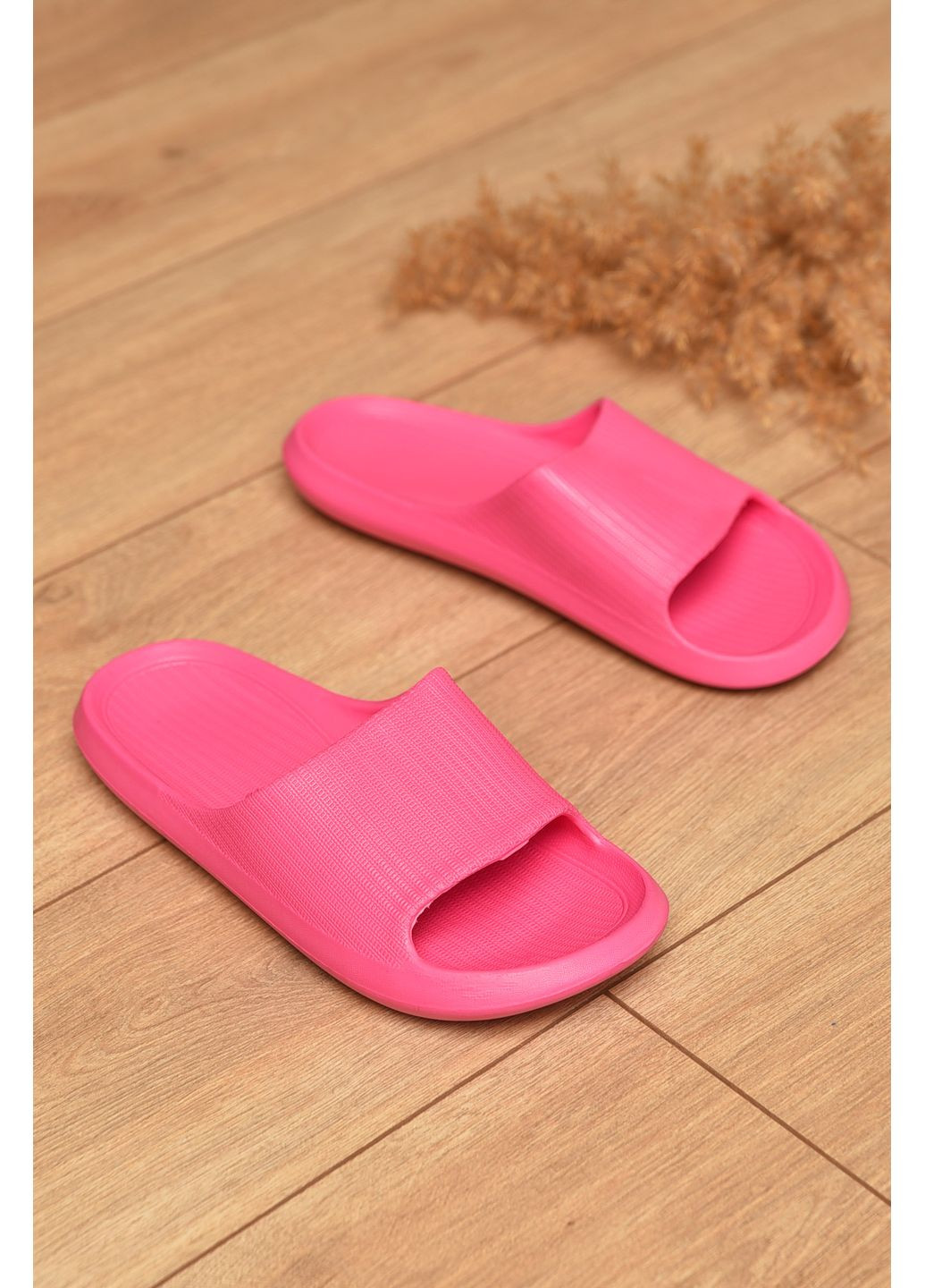 Розовые шлепанцы пена женские розового цвета Let's Shop