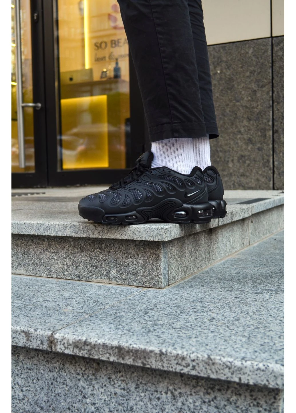 Черные демисезонные кроссовки мужские adidas yeezy boost 350 v2 synth reflective 2 адидас изи буст No Brand