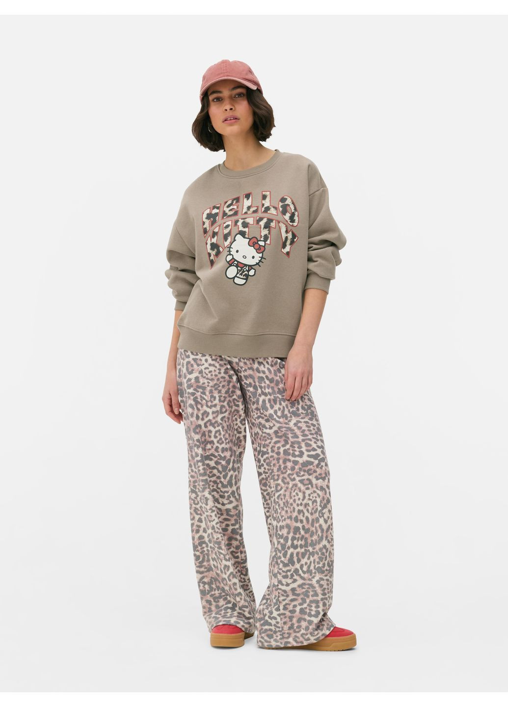 Темно-бежевий світшот фліс,темно-бежевий з принтом, Primark (364532810)