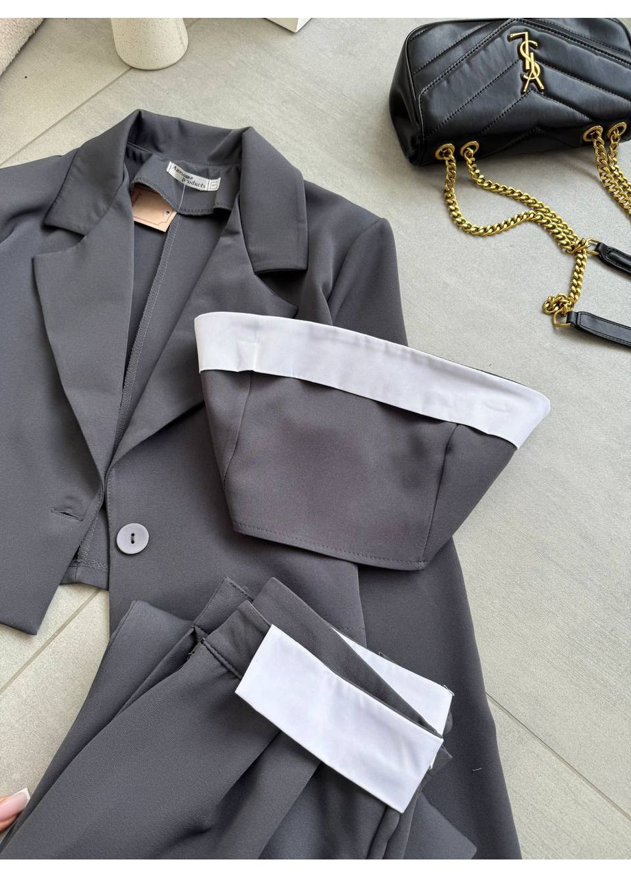 Жіночий костюм-трійка Україна (360898487)