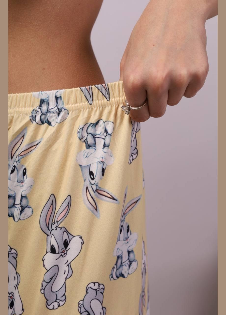 Желтая всесезон пижама женская желтого цвета футболка + брюки No Brand Жіночі піжами