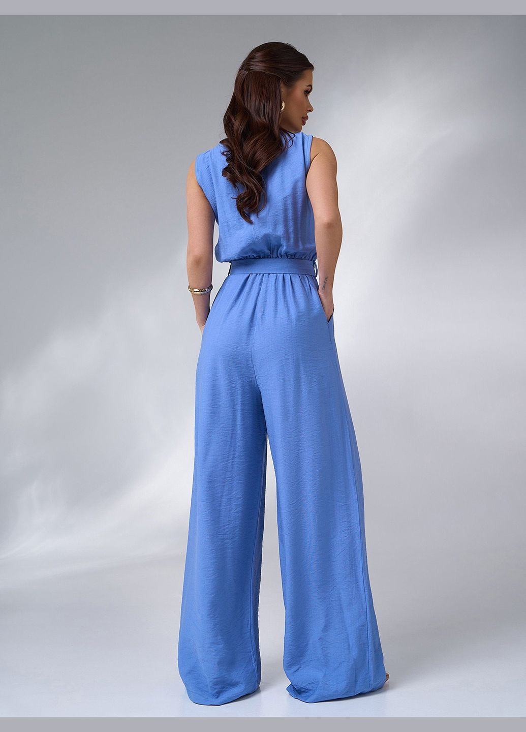 Стильный комбинезон из текстурированного льна No Brand комбинезон-брюки голубой праздничный, коктейльный, деловой, повседневный, кэжуал, вечерний лен