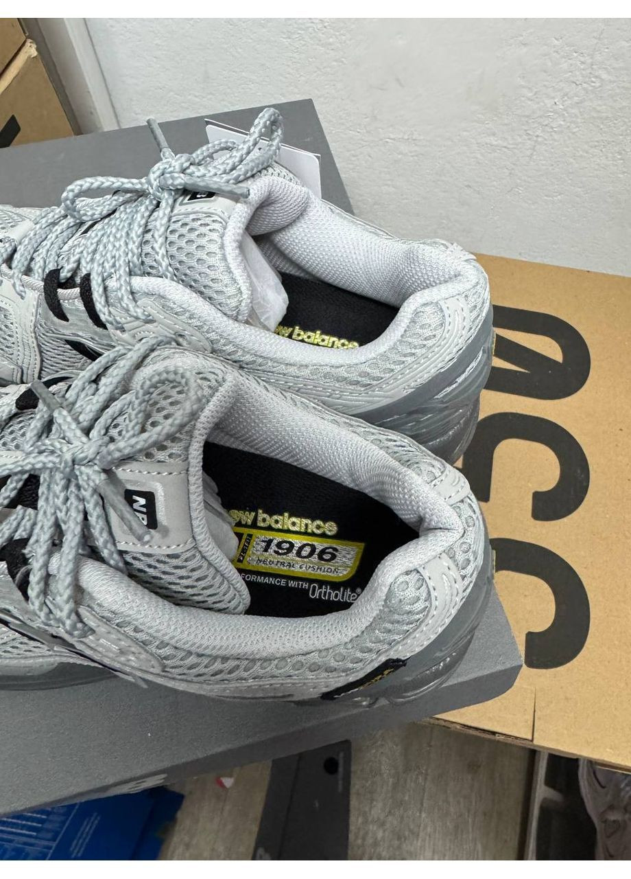 Серые всесезонные кроссовки new balance 1906r grey black cordura No Brand