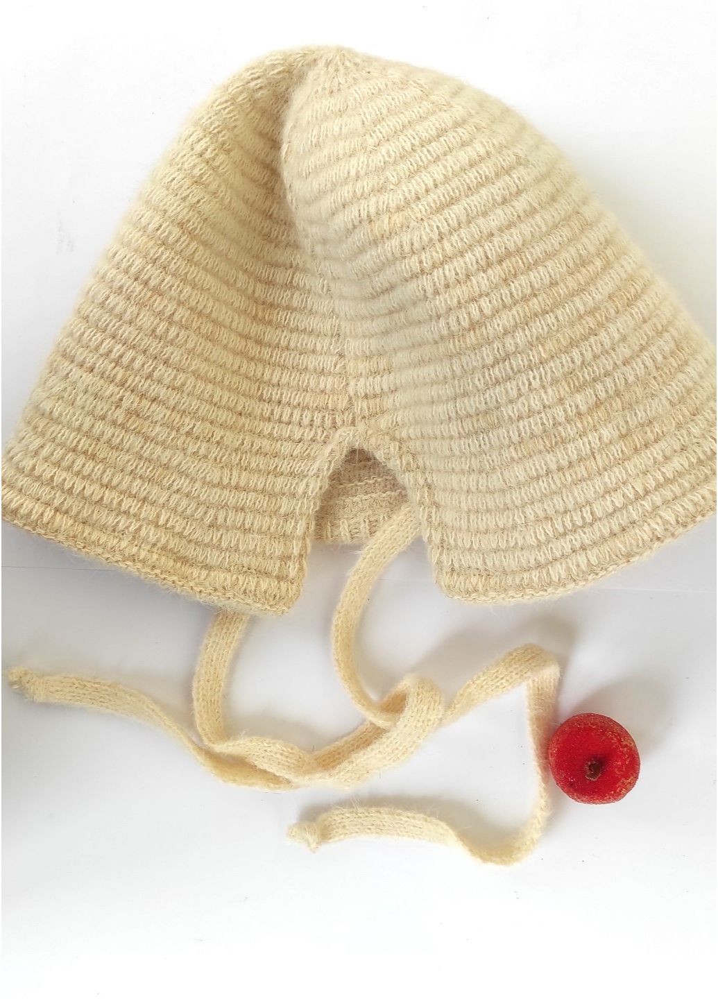 Жіночий Зимовий Капелюх Капор В'язана Тепла Шапка Капор на Зав'язках з М'якої Пряжі Модний Головний Убір на Зиму 2025 No Brand в'язана шапка капор з зав'язками (366453917)