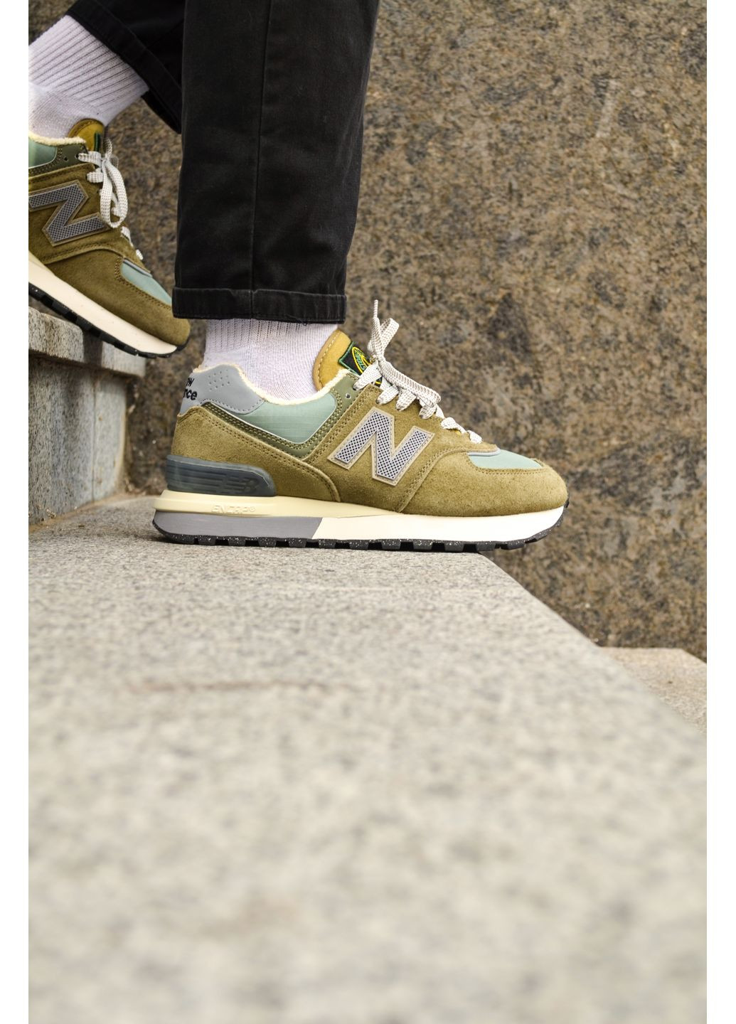 Сірі Осінні кросівки чоловічі new balance stone island grey нью беланс No Brand