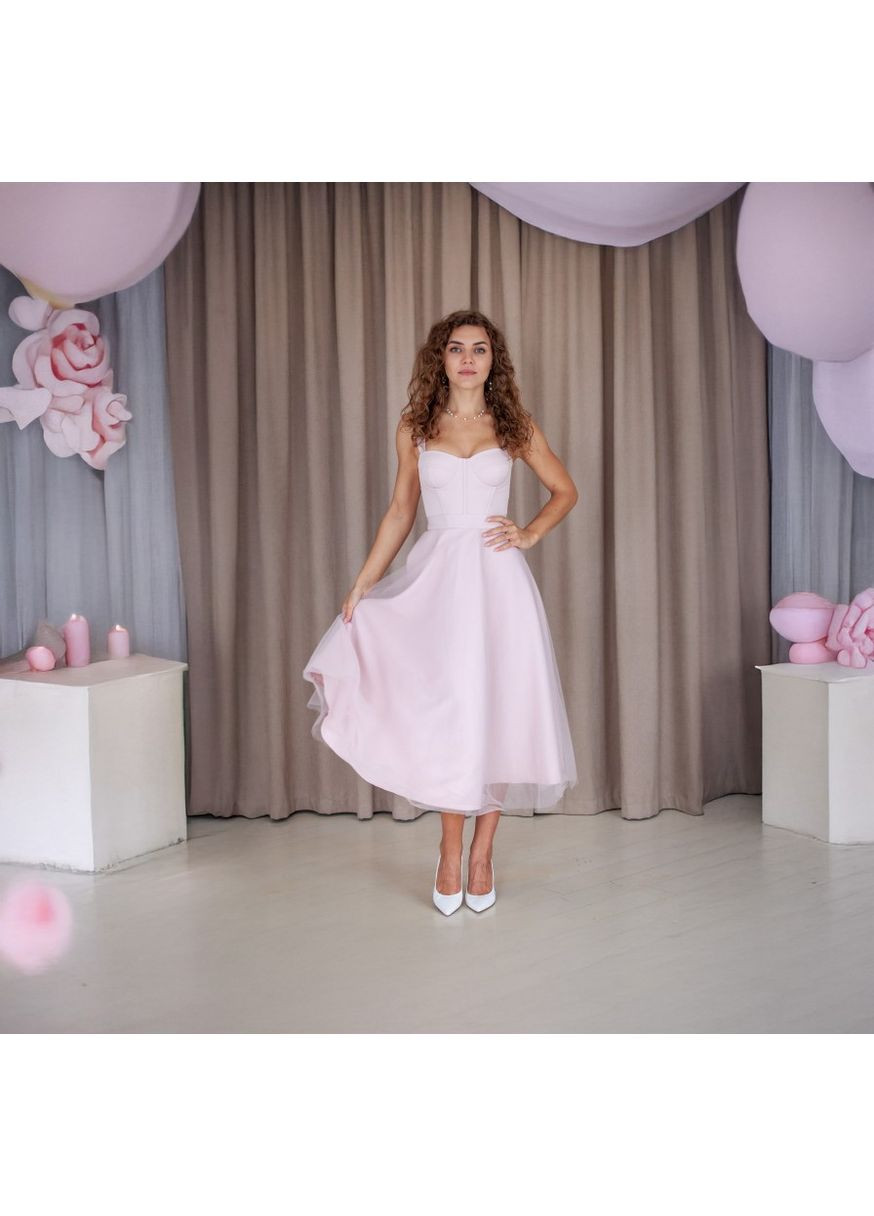 Пудровое вечернее платье а-силуэт ODDI однотонное