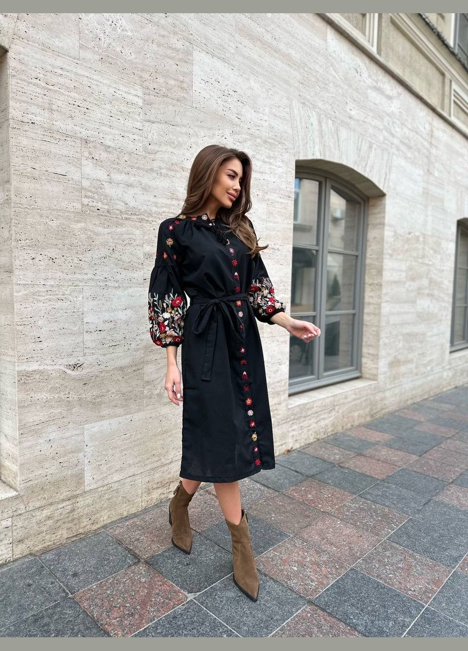 Черный зимний женское вышитое платье цветочный сад черное ESQ 4697