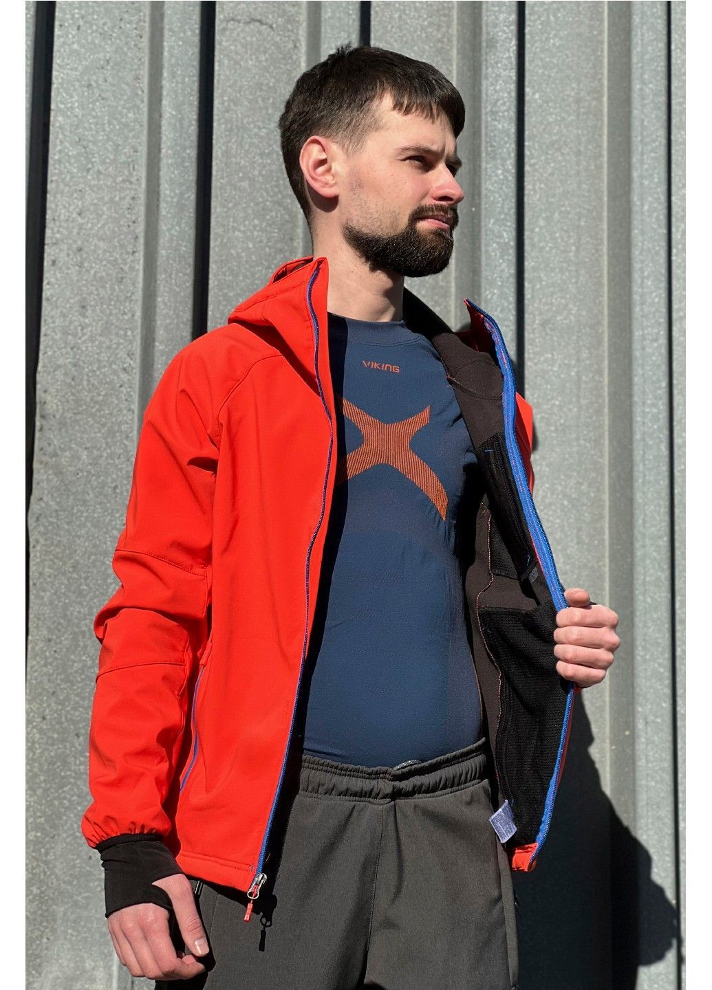 Червона демісезонна вітровка Brooklet