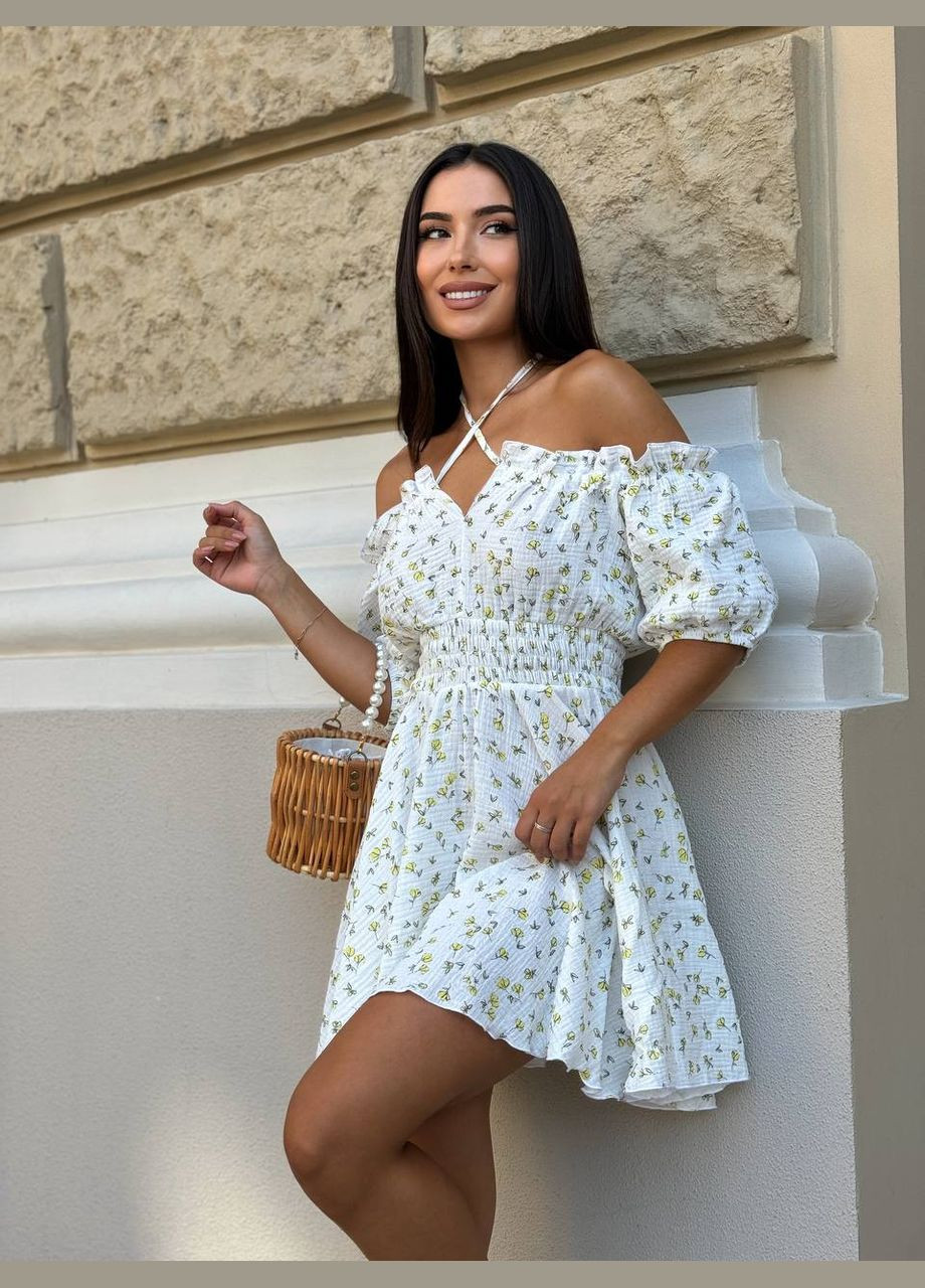 Молочное повседневный, праздничный летнее платье из муслина в цветочный принт клеш, с открытыми плечами Style Point с цветочным принтом