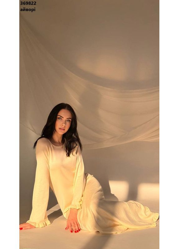 Бежевое вязаное платье миди с открытой спиной и воланами No Brand однотонное