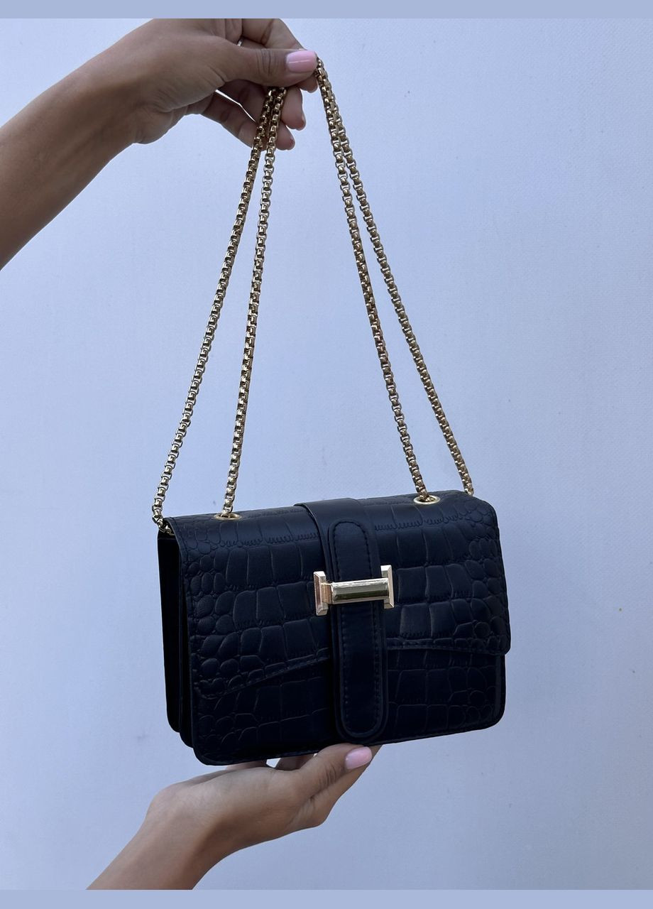 Женская черная классическая сумка через плечо кросс-боди на толстой золотой цепочке рептилия No Brand (299279290)